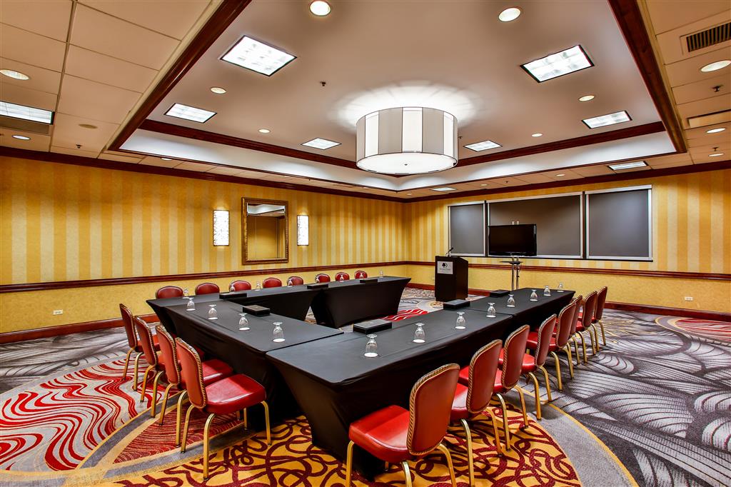 DoubleTree by Hilton Chicago/Alsip , IL 60803 near Midway International Airport View Point 9